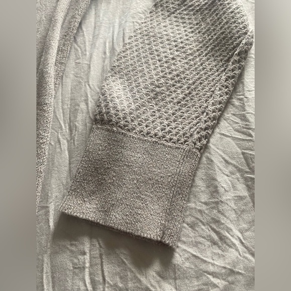 BEIGE petite sweater - Picture 3 of 5